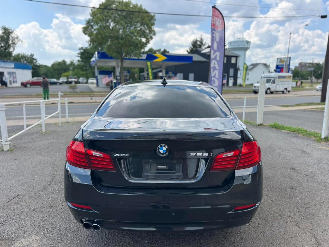 BMW 5 Series 4dr Sdn 528i xDrive AWD 2016