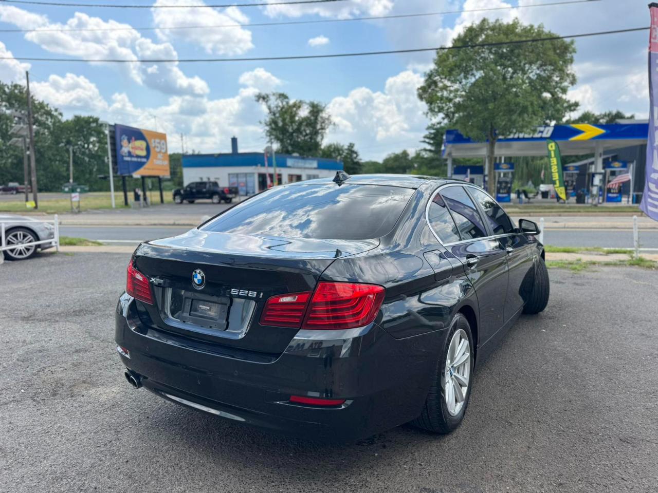BMW 5 Series 4dr Sdn 528i xDrive AWD 2016