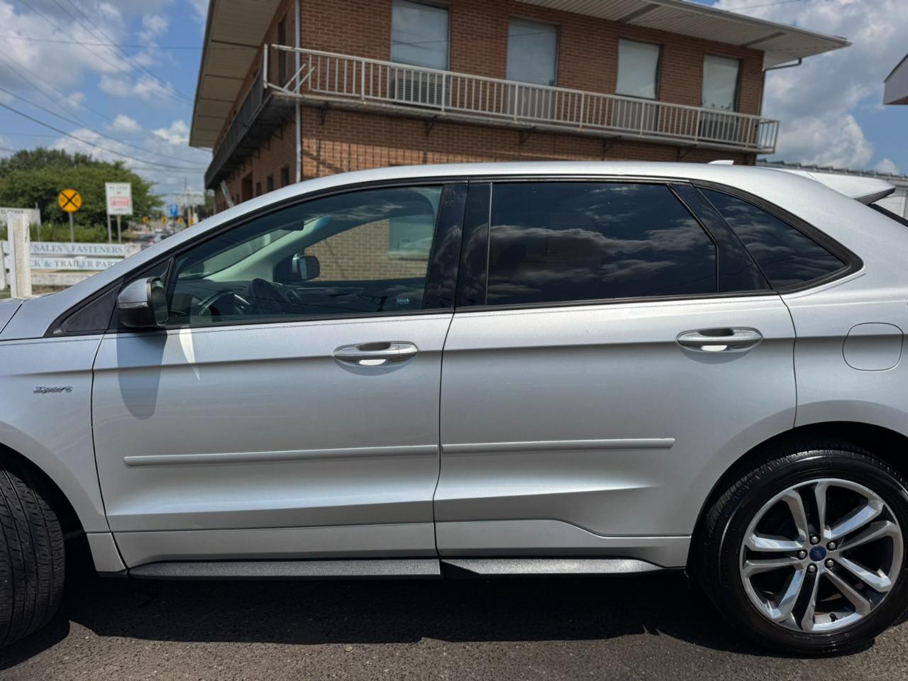 Ford Edge 4dr Sport AWD 2015