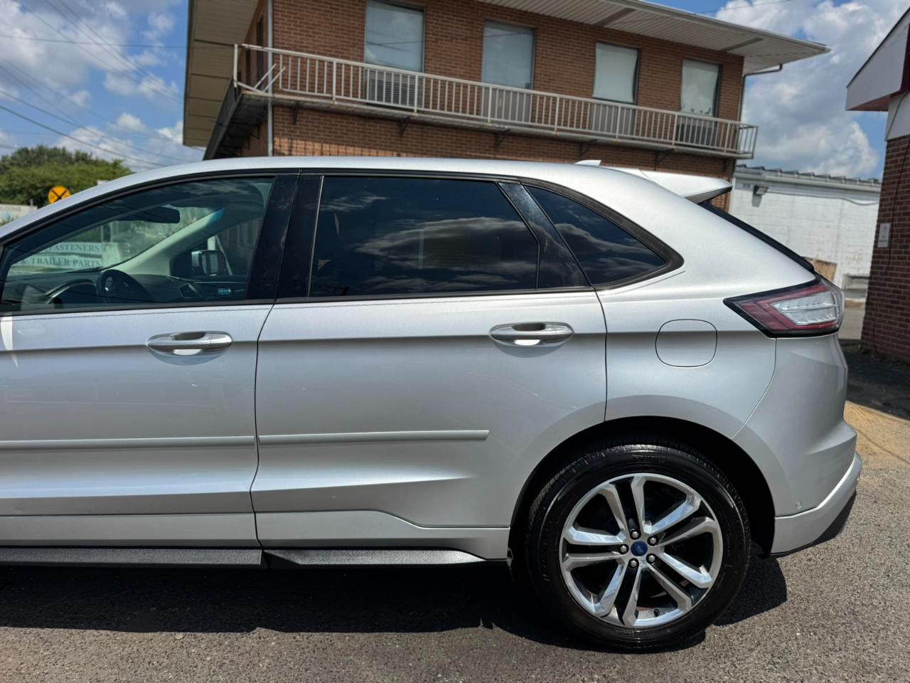 Ford Edge 4dr Sport AWD 2015