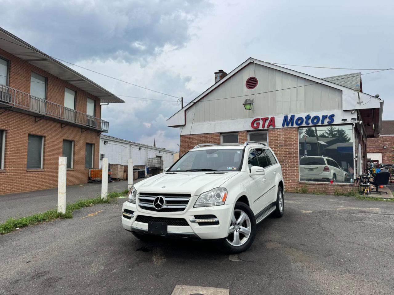 Mercedes-Benz GL-Class 4MATIC 4dr GL 450 2012