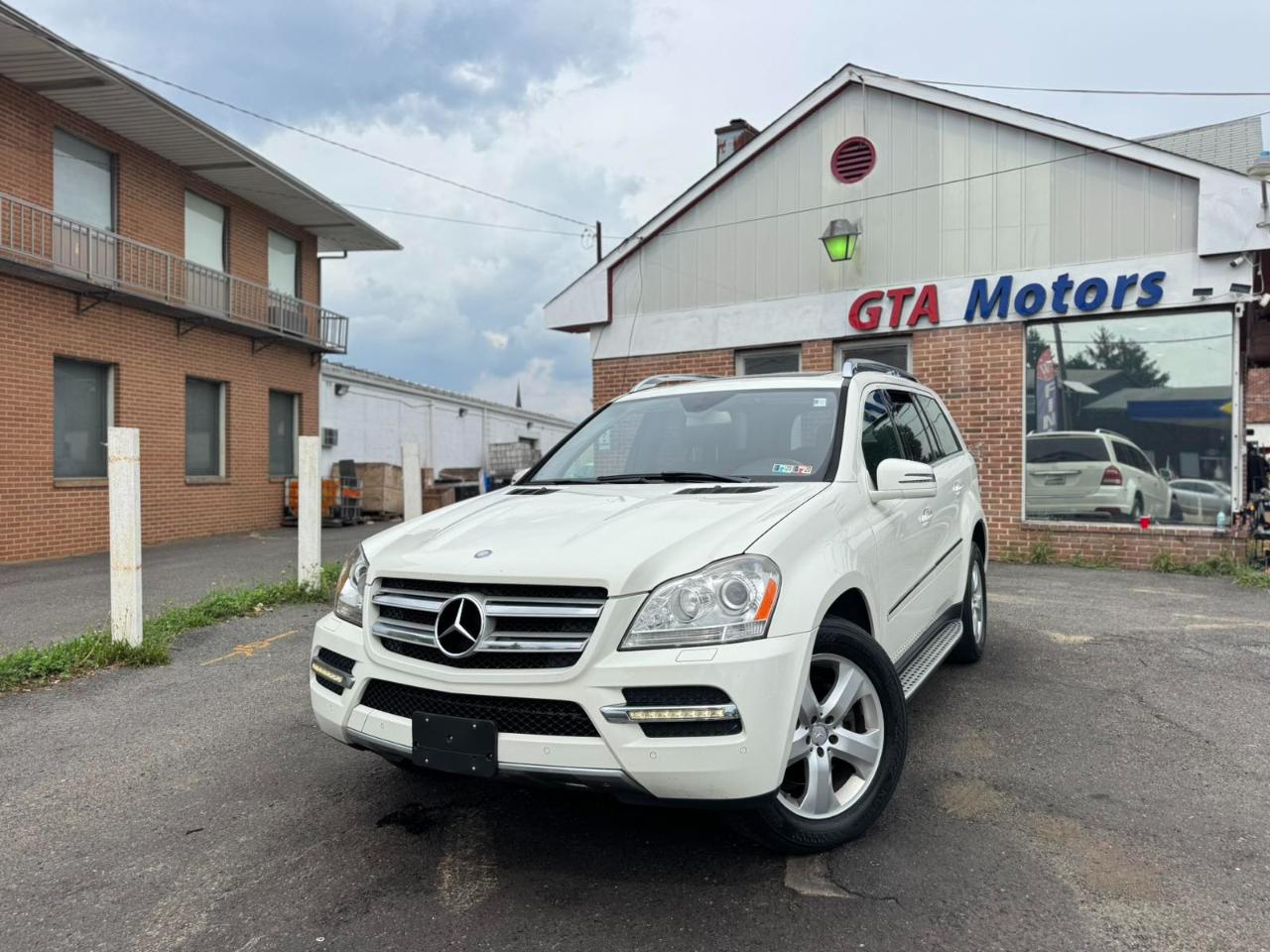 Mercedes-Benz GL-Class 4MATIC 4dr GL 450 2012