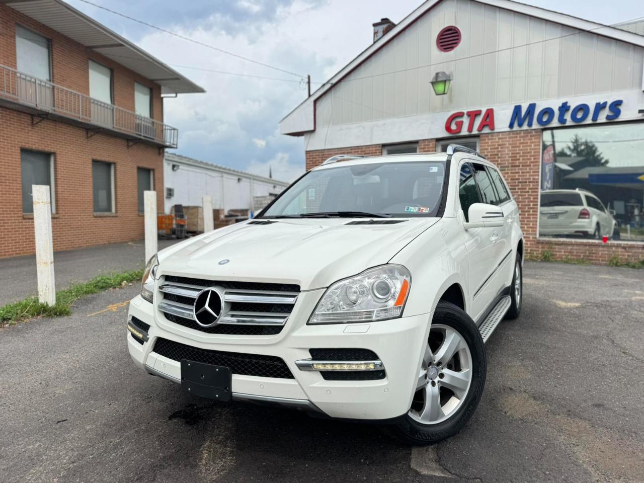 Mercedes-Benz GL-Class 4MATIC 4dr GL 450 2012
