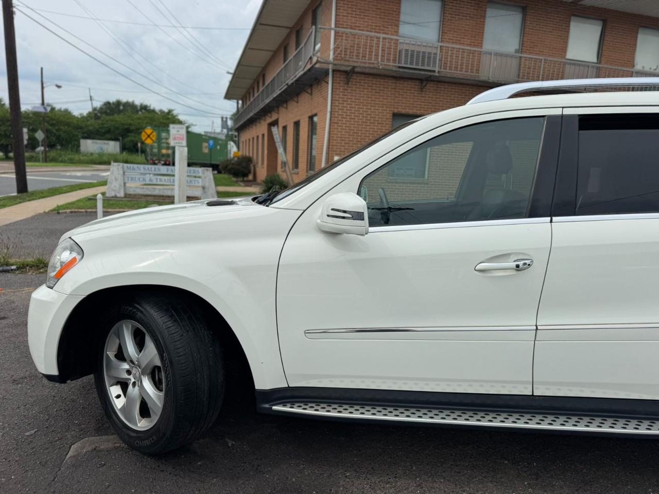 Mercedes-Benz GL-Class 4MATIC 4dr GL 450 2012