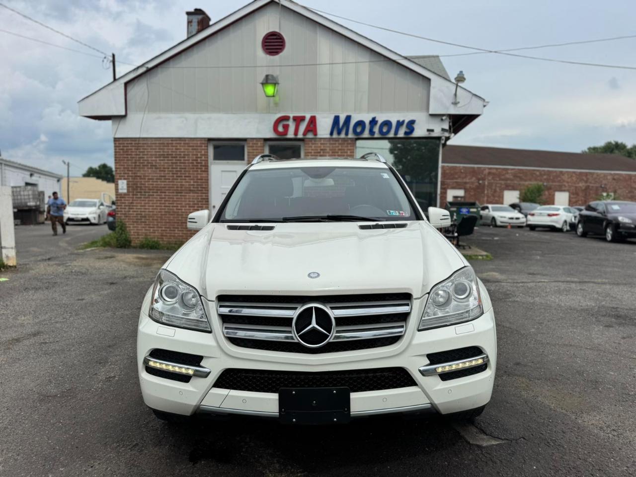 Mercedes-Benz GL-Class 4MATIC 4dr GL 450 2012