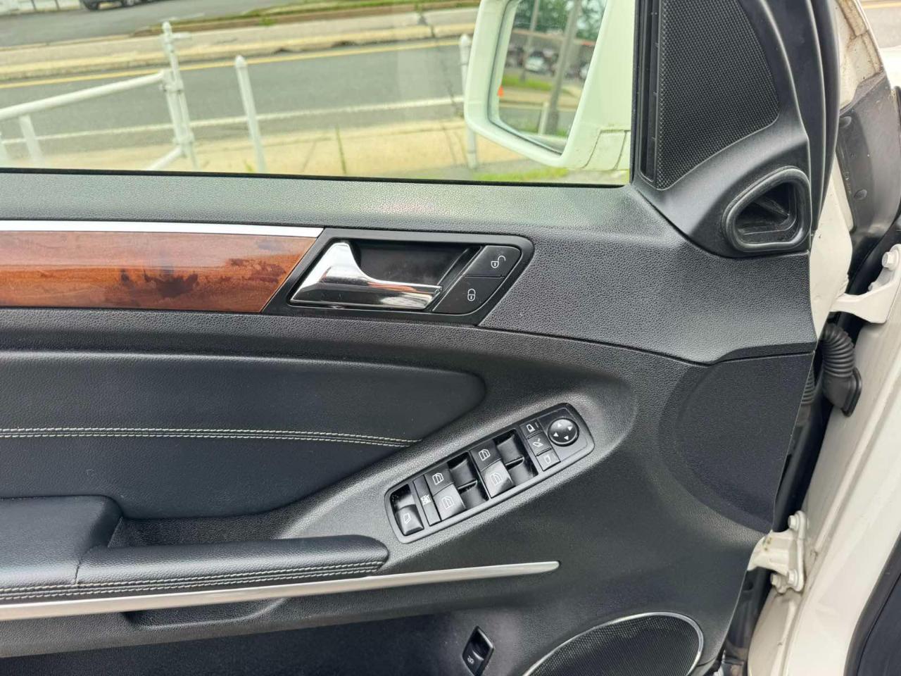 Mercedes-Benz GL-Class 4MATIC 4dr GL 450 2012