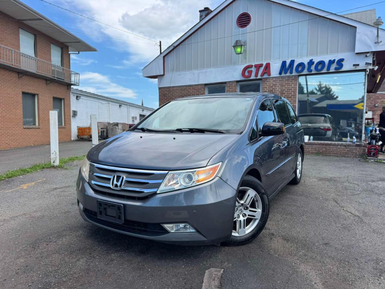 Honda Odyssey 5dr Touring 2012