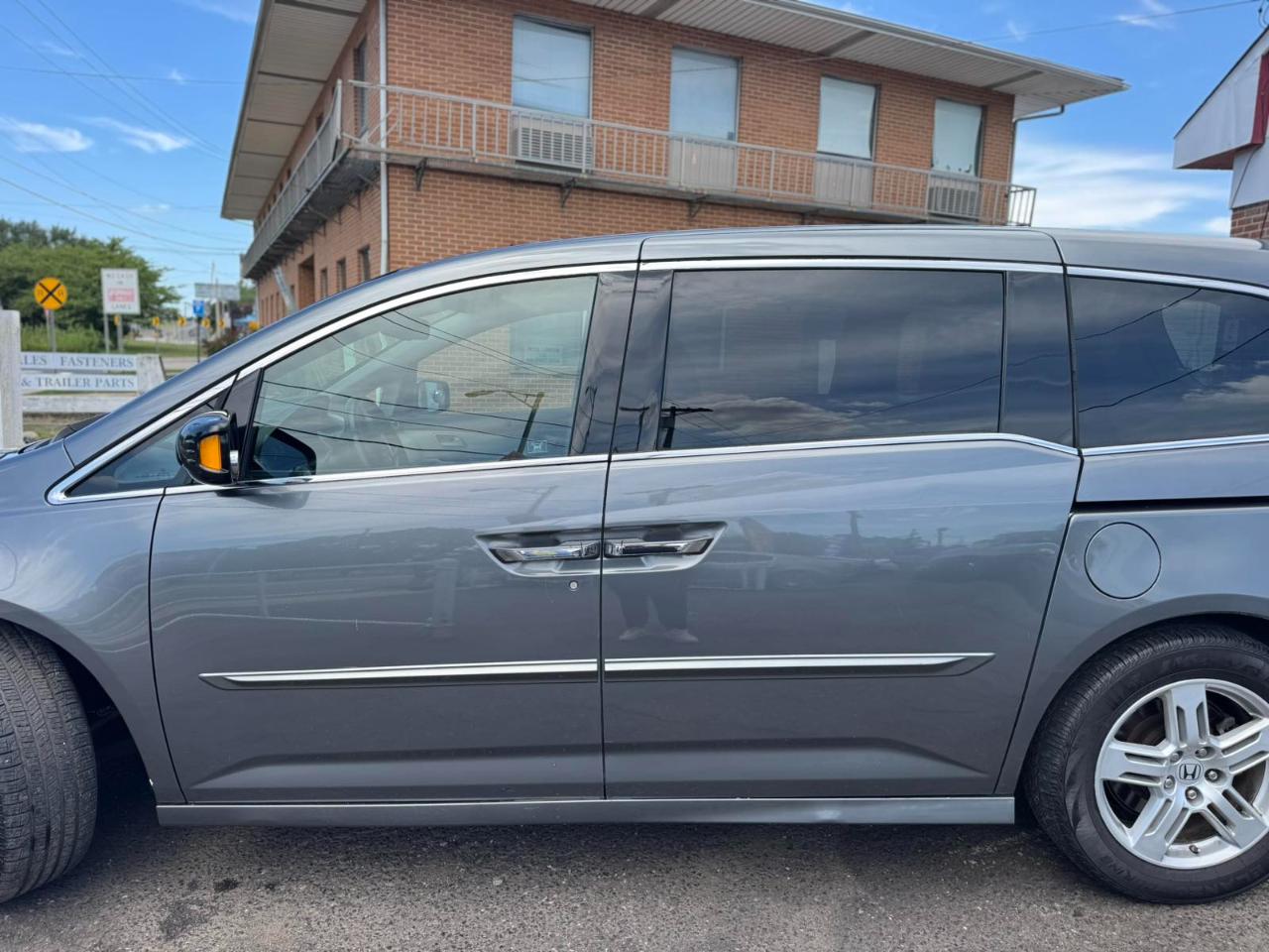 Honda Odyssey 5dr Touring 2012