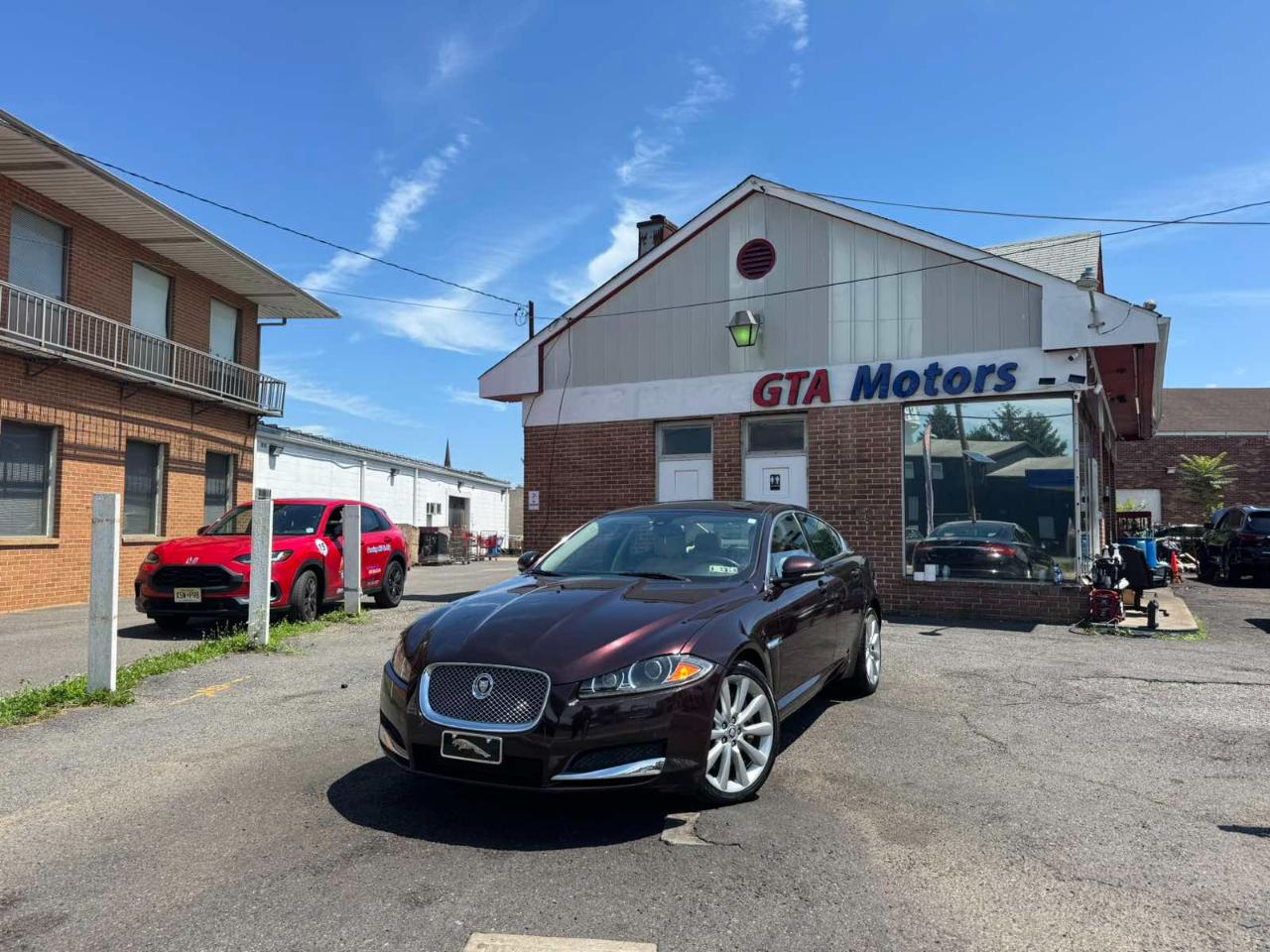 Jaguar XF 4dr Sdn V6 AWD 2013