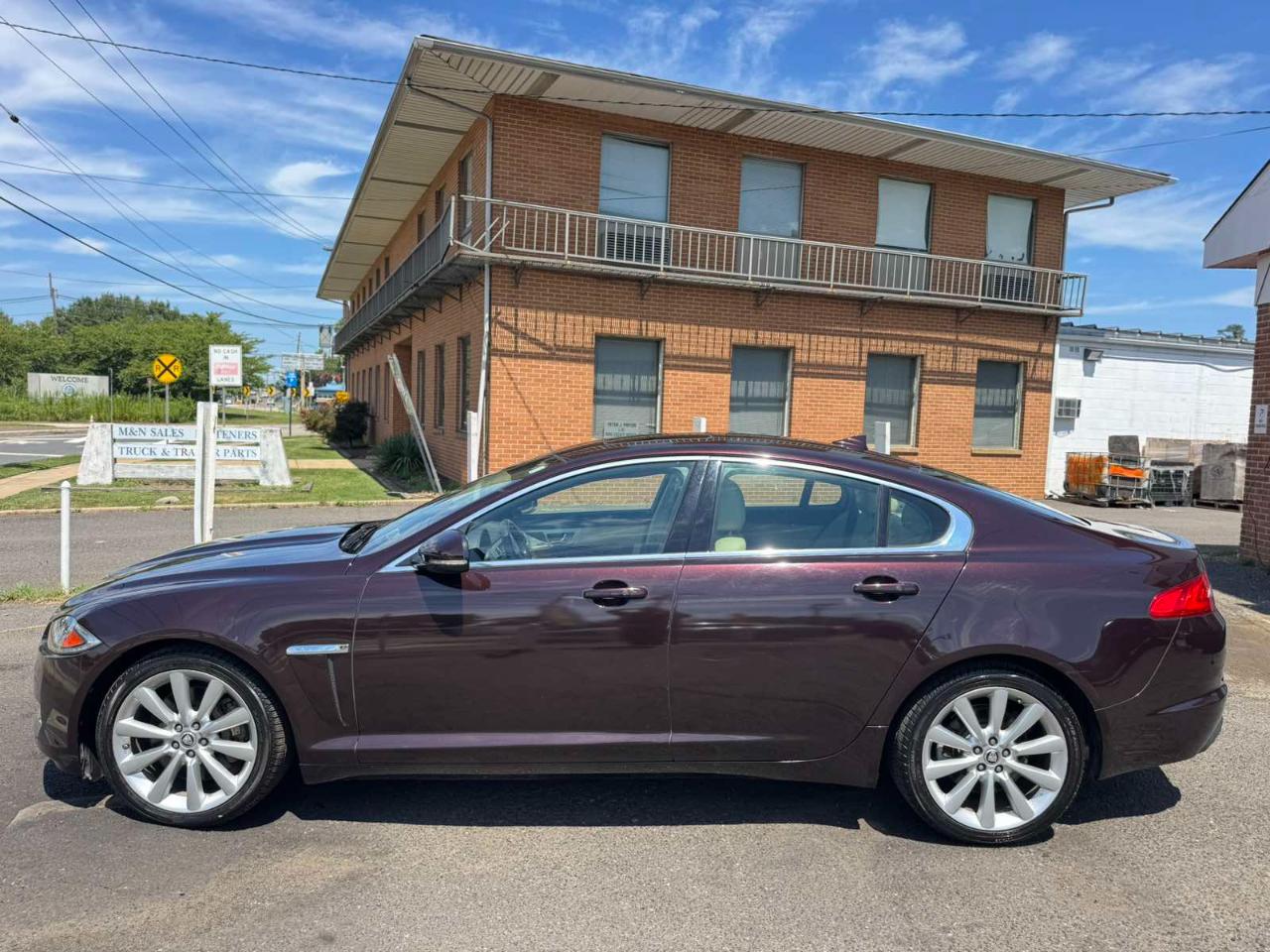Jaguar XF 4dr Sdn V6 AWD 2013
