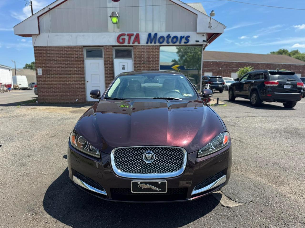 Jaguar XF 4dr Sdn V6 AWD 2013