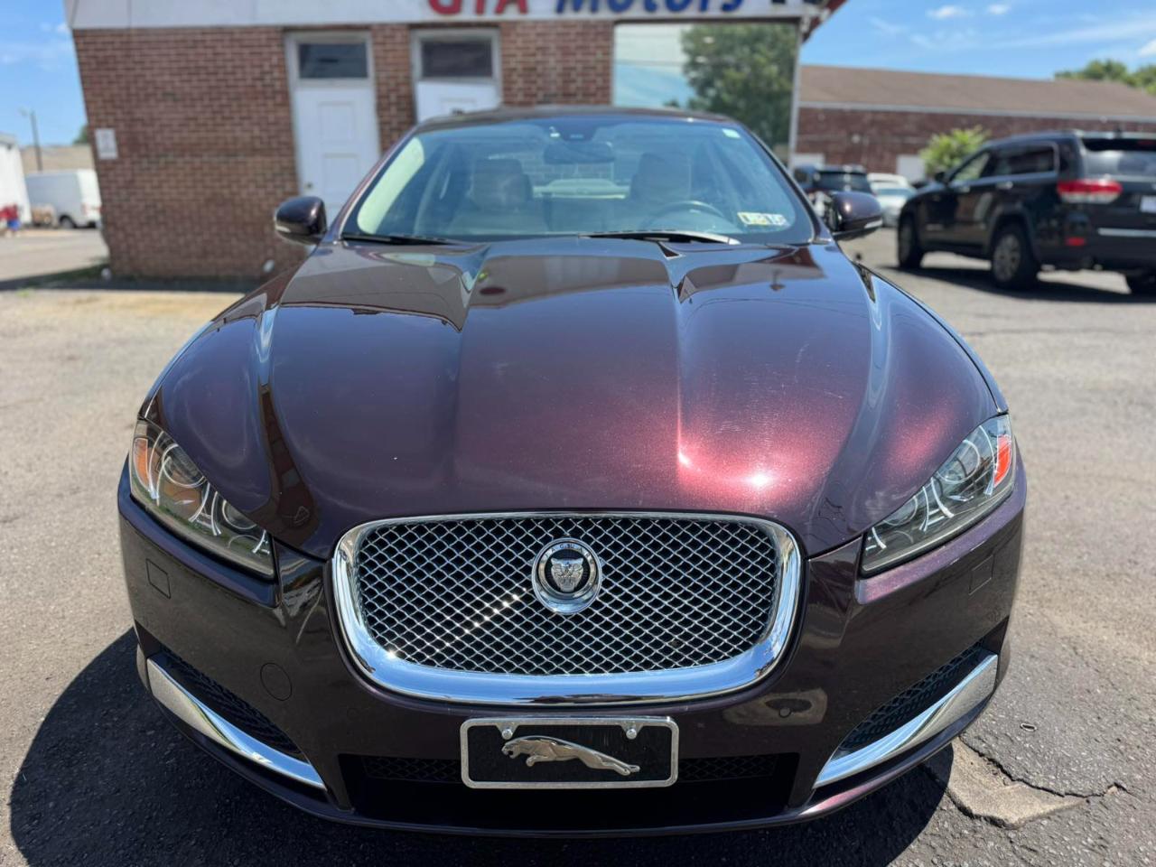 Jaguar XF 4dr Sdn V6 AWD 2013