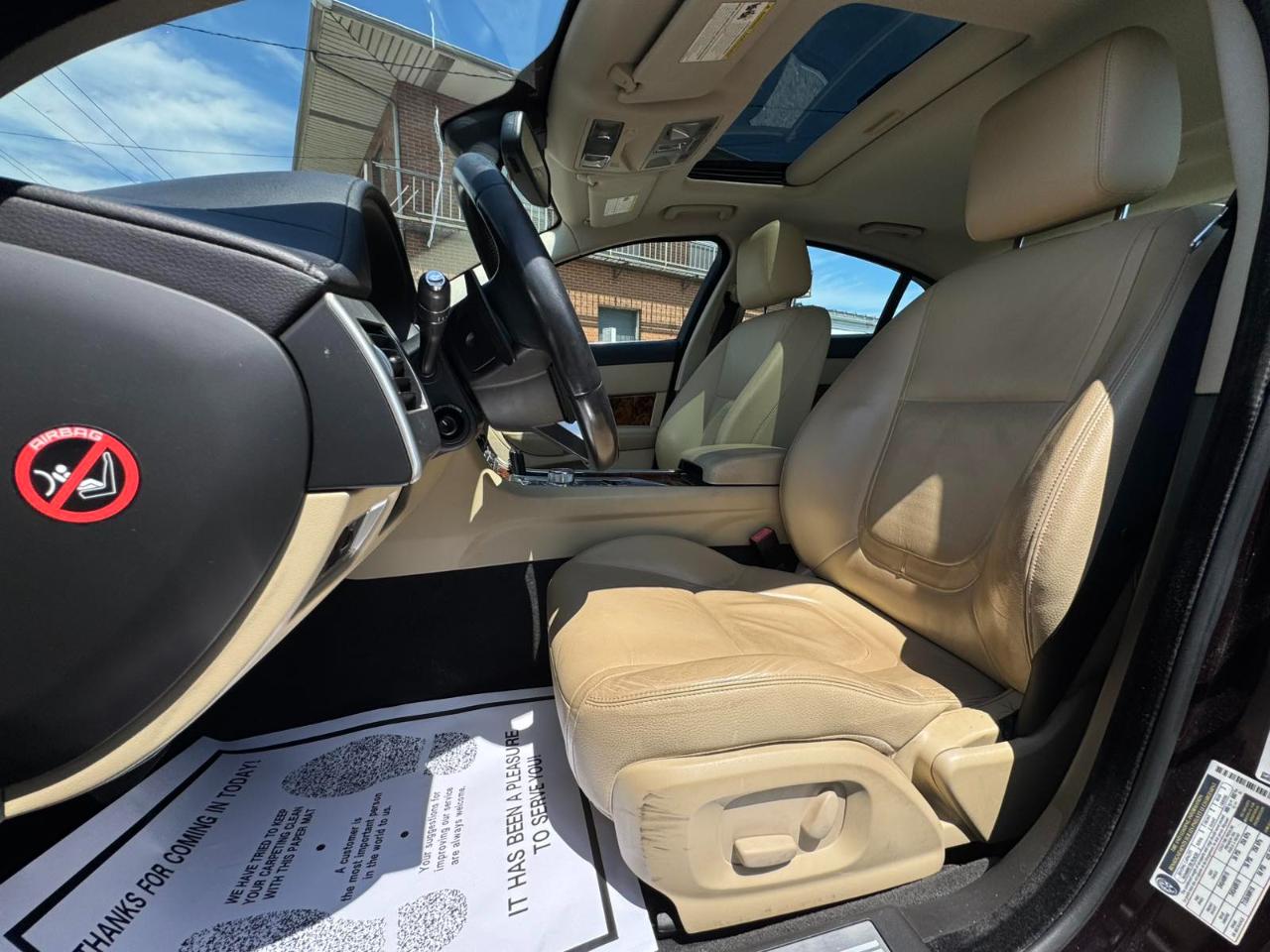 Jaguar XF 4dr Sdn V6 AWD 2013
