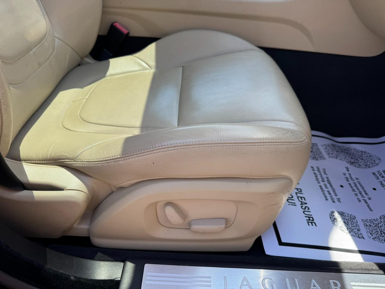 Jaguar XF 4dr Sdn V6 AWD 2013