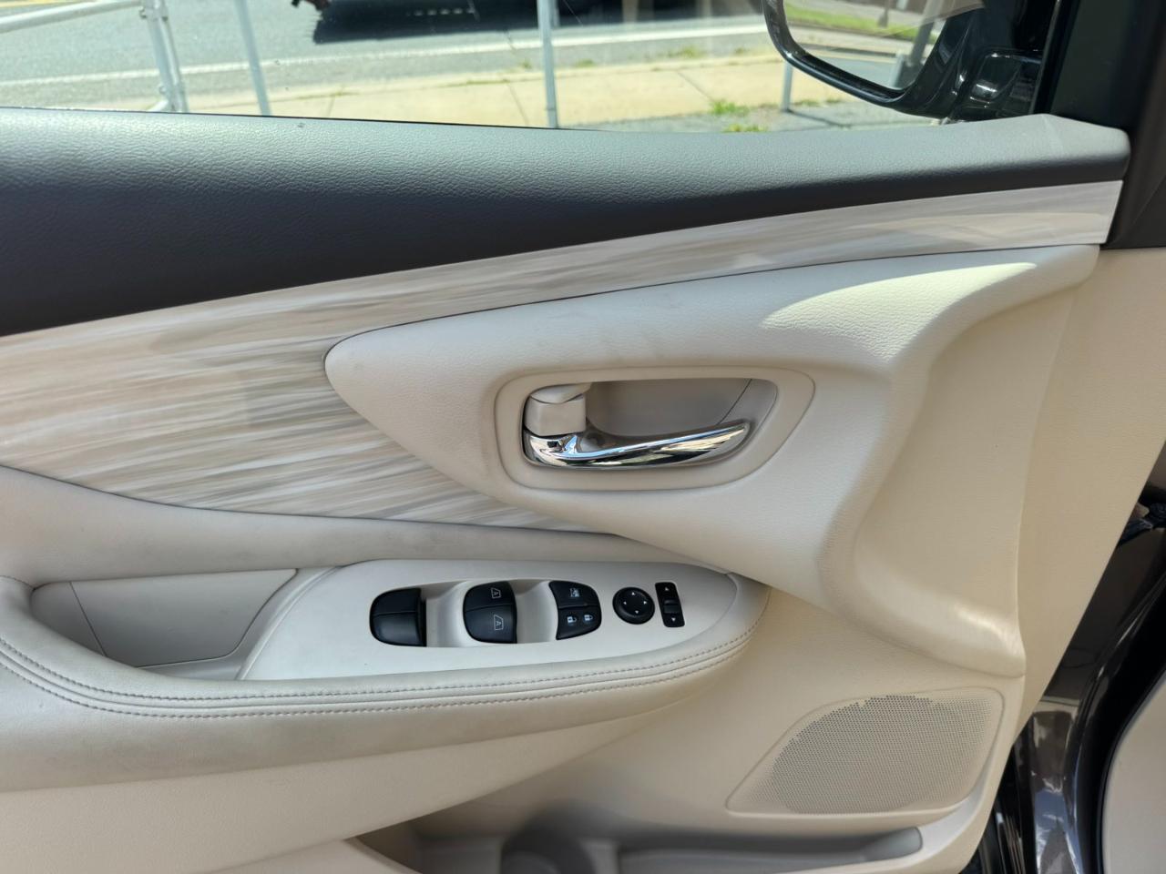 Nissan Murano AWD 4dr SV 2015