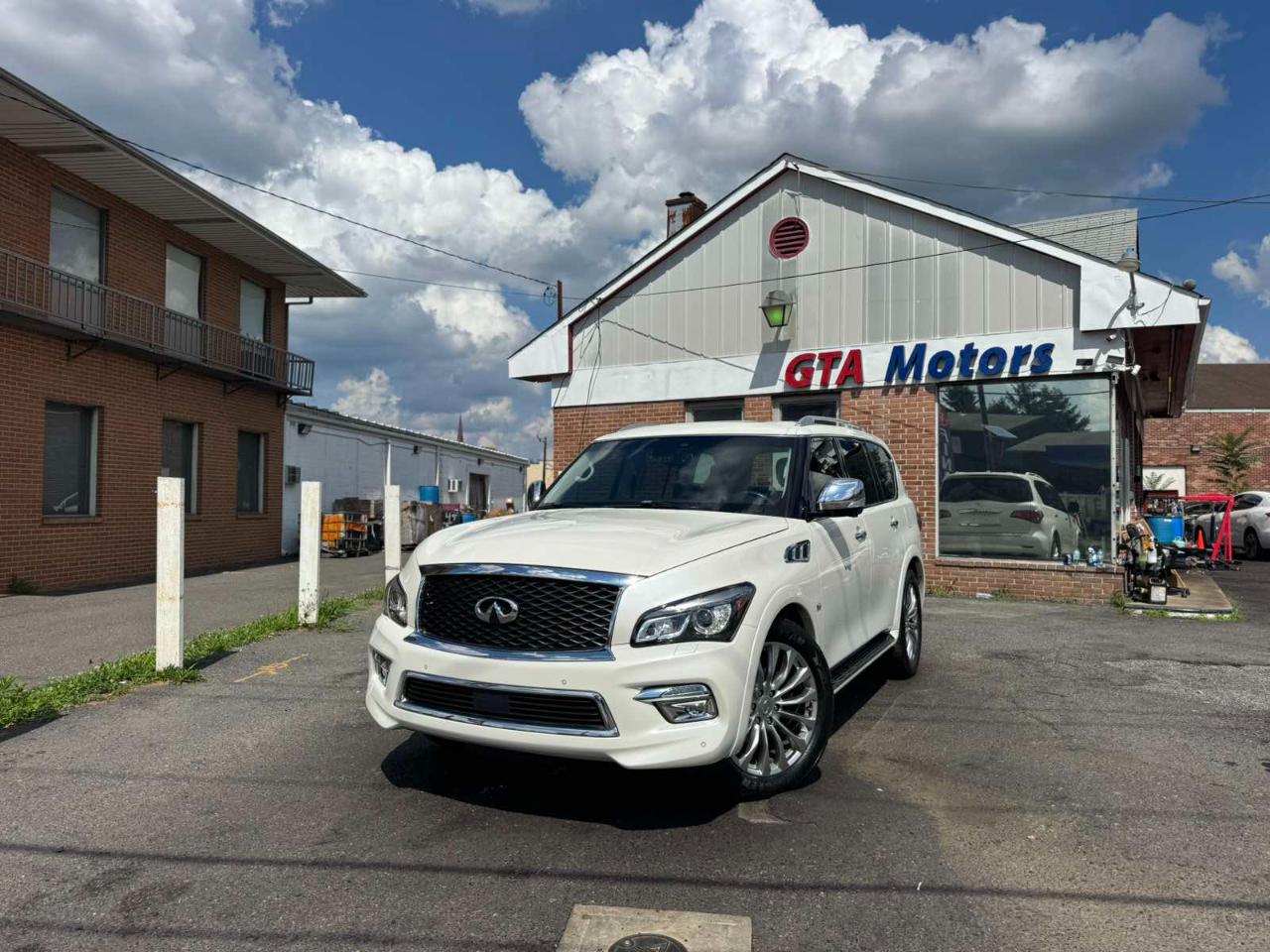 Infiniti QX80 AWD 2017