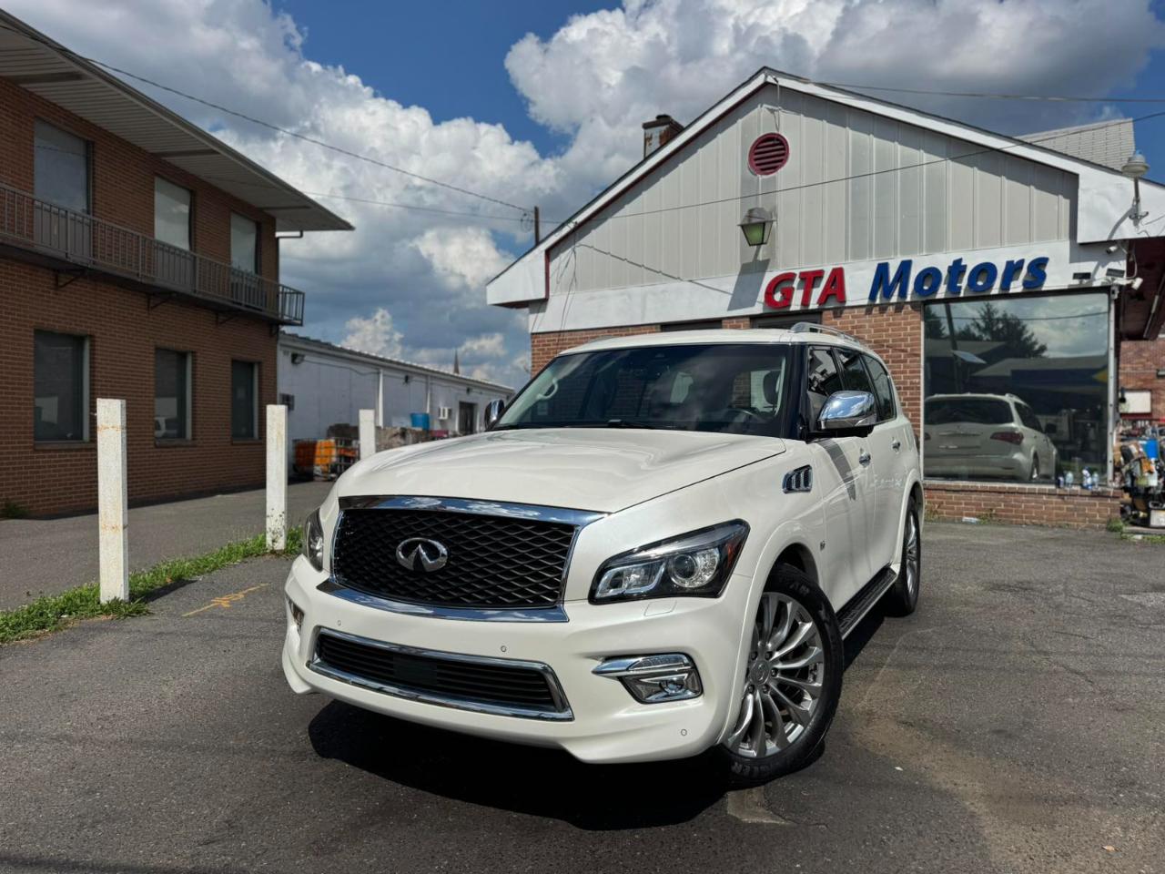 Infiniti QX80 AWD 2017