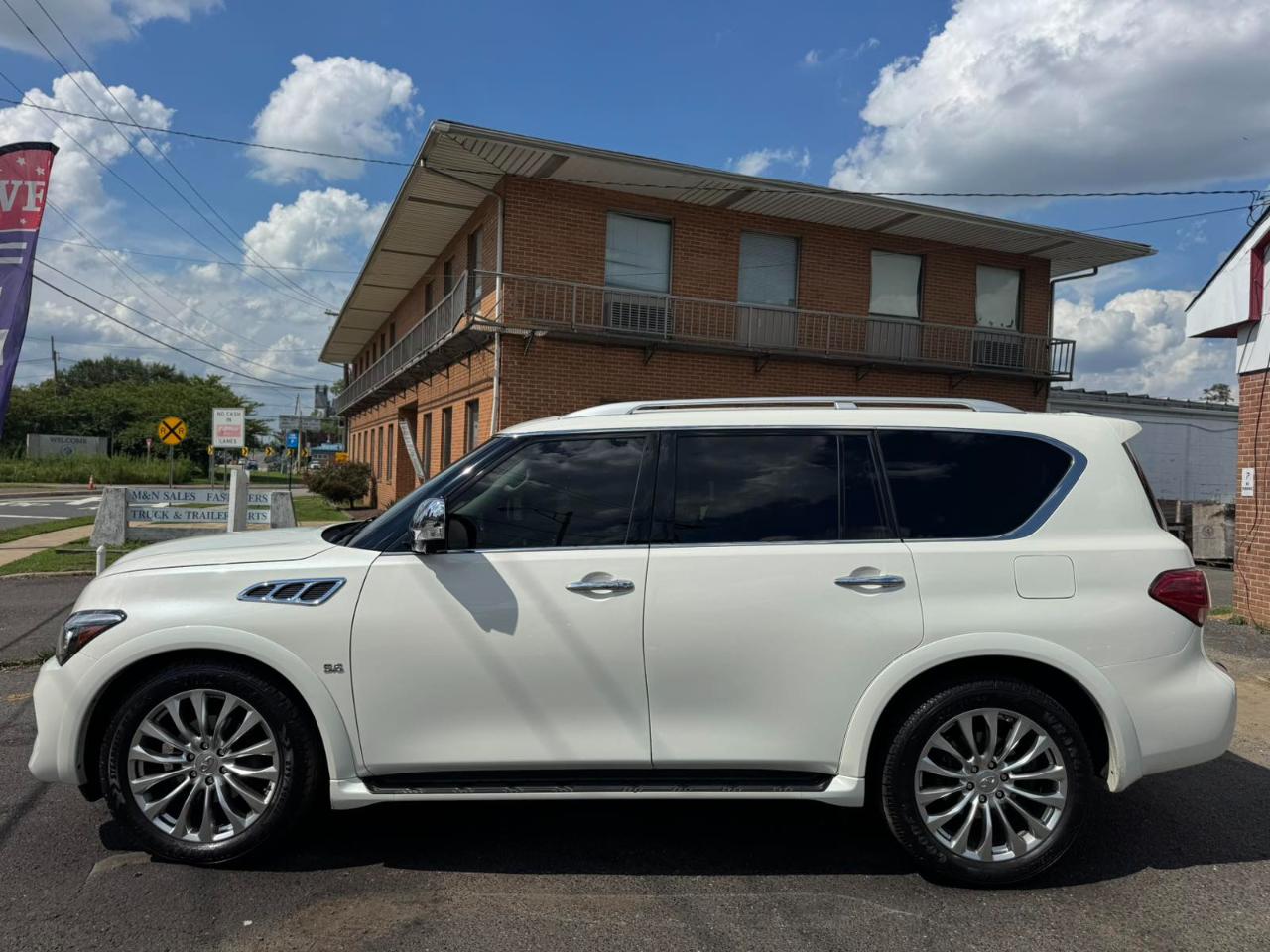 Infiniti QX80 AWD 2017
