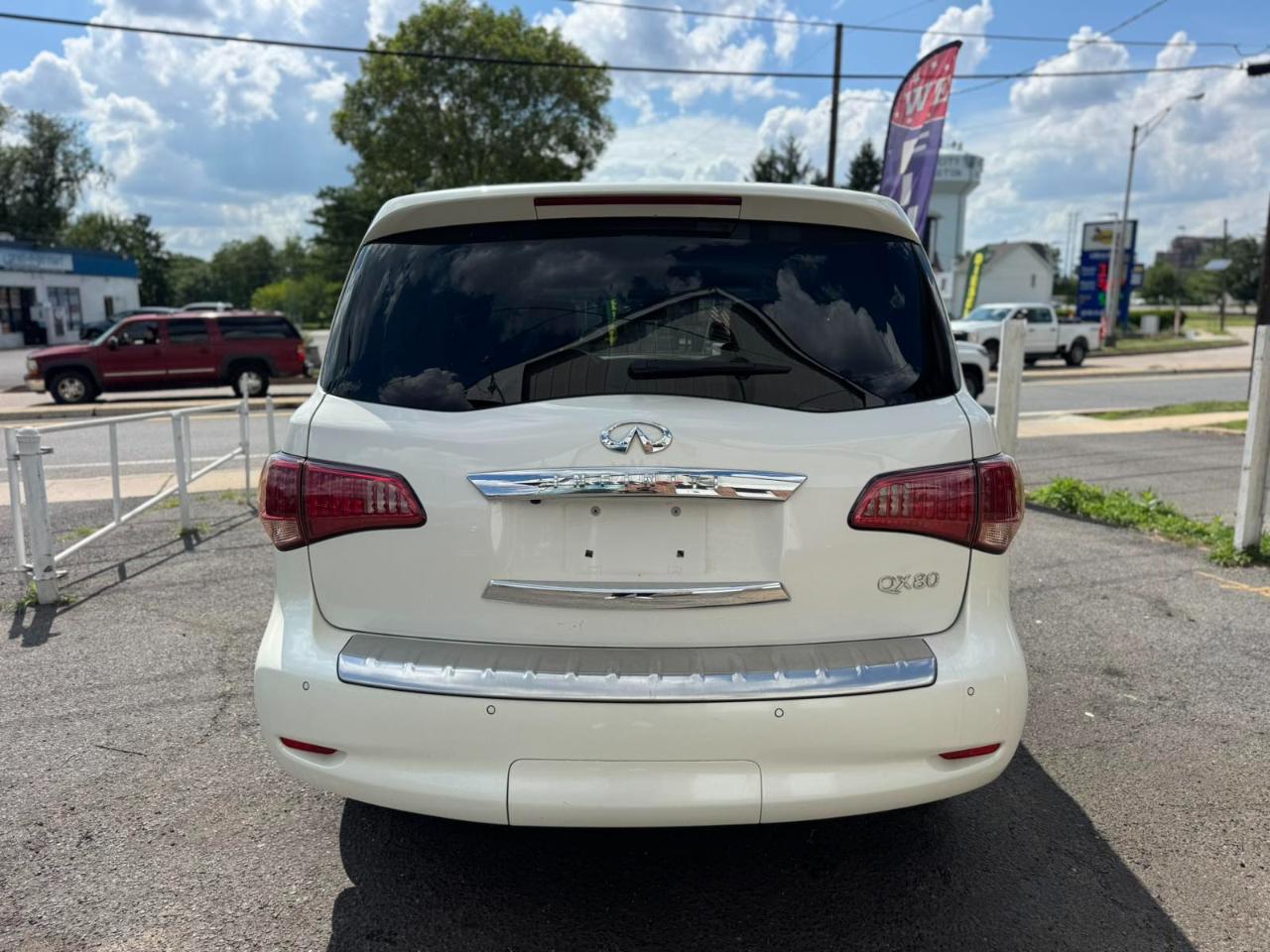 Infiniti QX80 AWD 2017