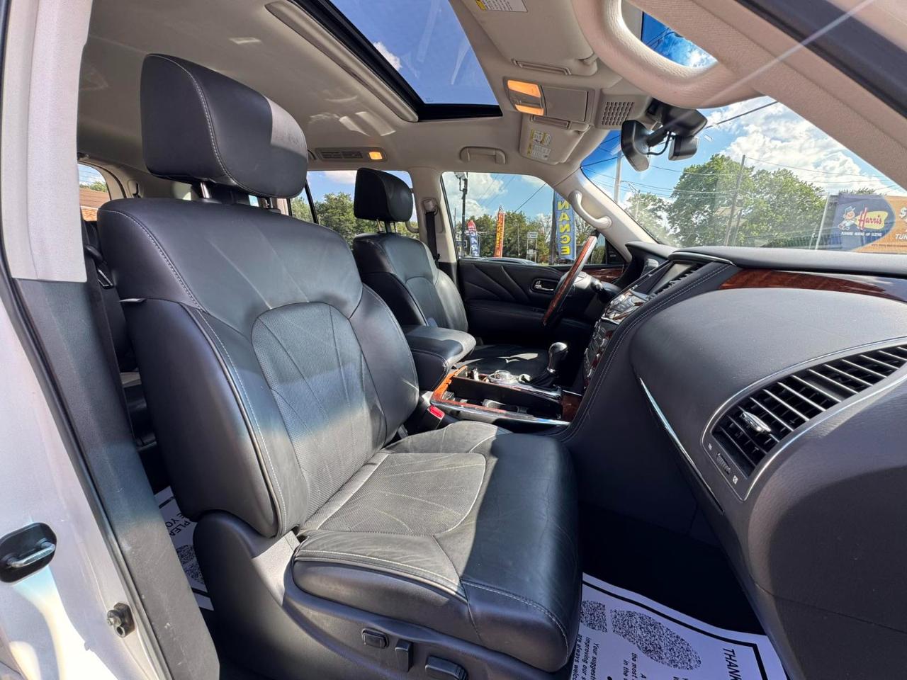 Infiniti QX80 AWD 2017