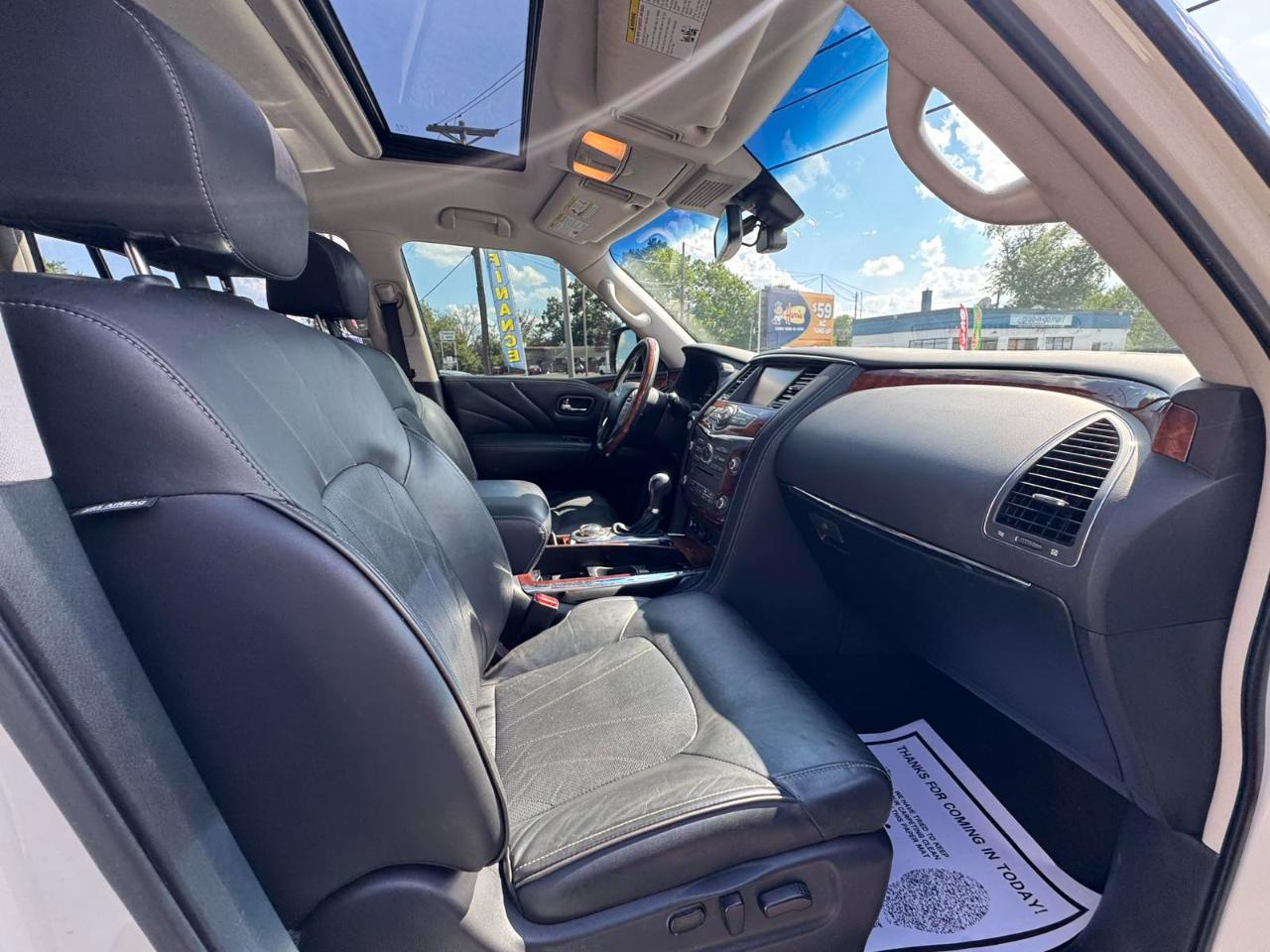 Infiniti QX80 AWD 2017