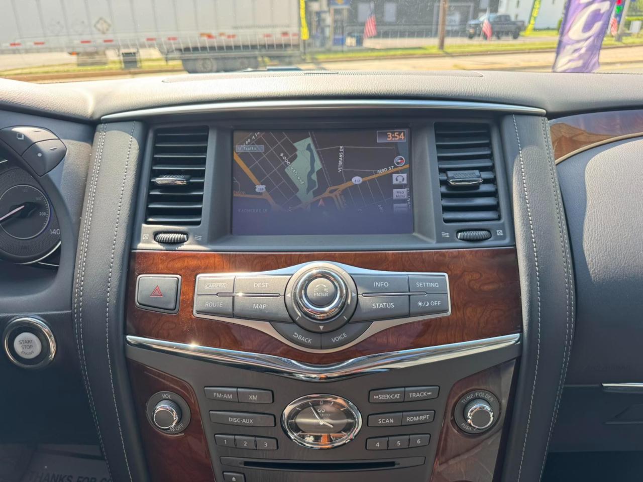 Infiniti QX80 AWD 2017