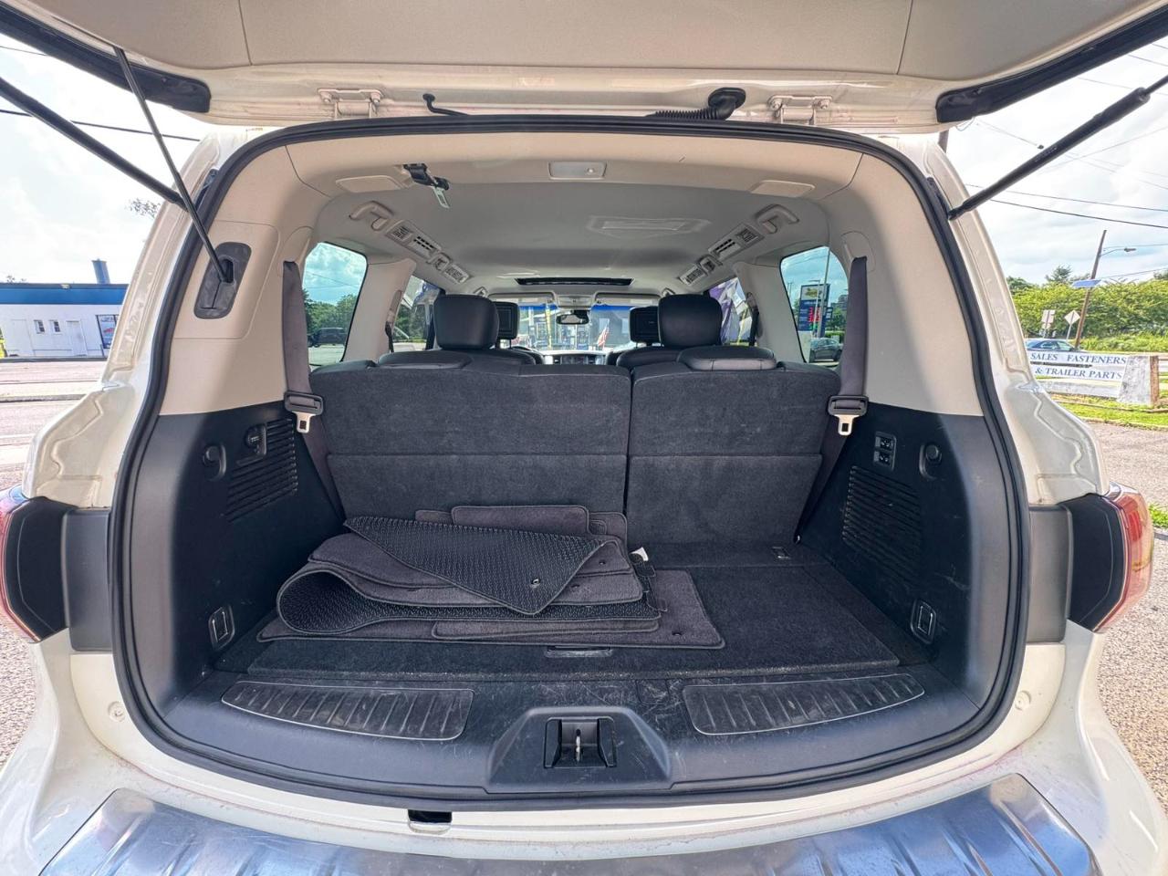 Infiniti QX80 AWD 2017
