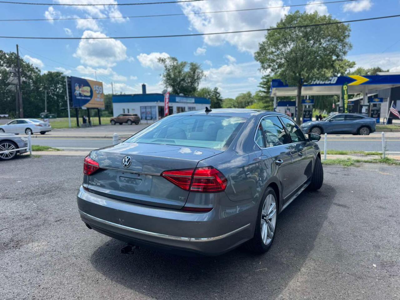 Volkswagen Passat 4dr Sdn 1.8T Auto SEL PZEV 2016