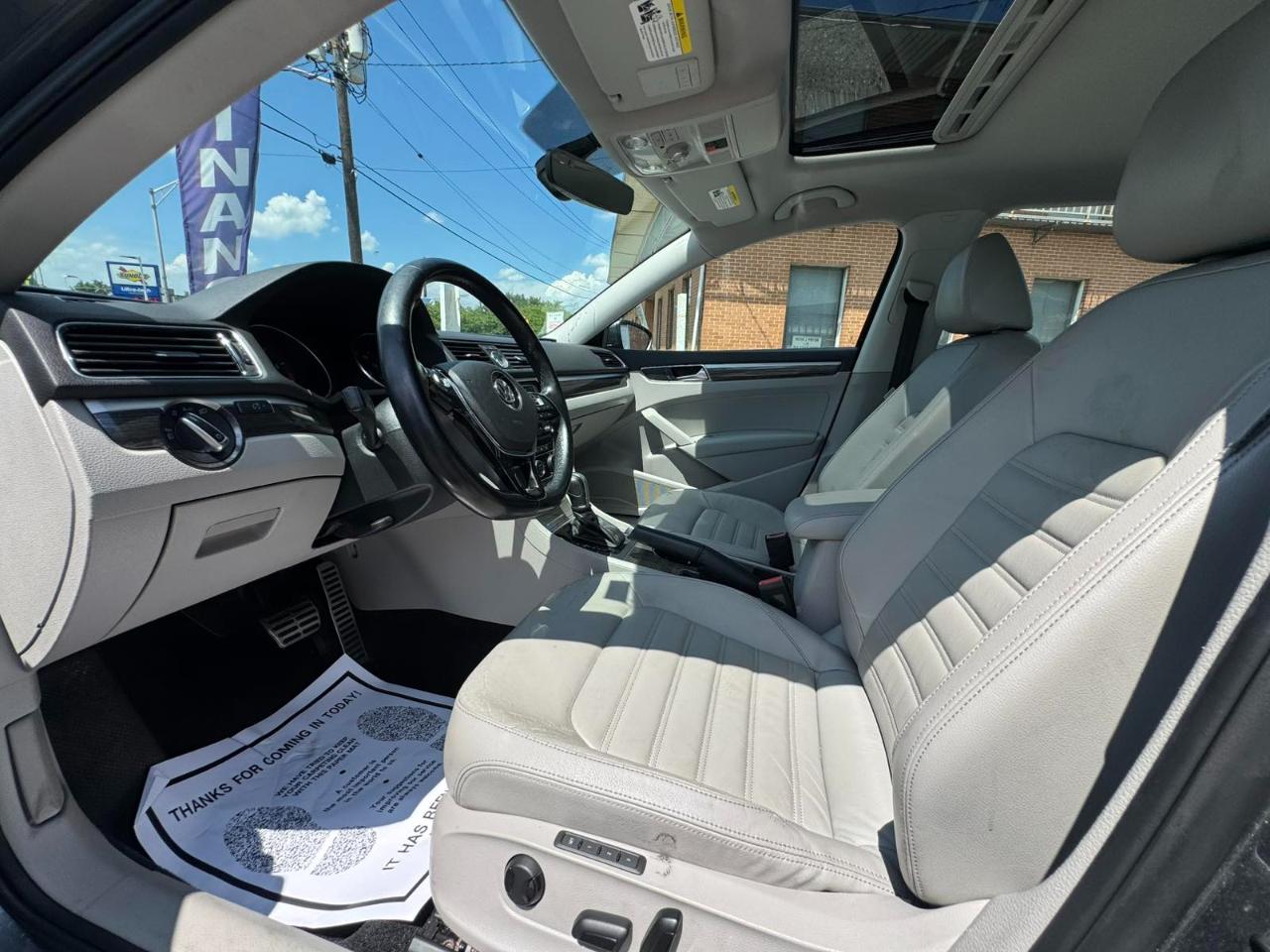 Volkswagen Passat 4dr Sdn 1.8T Auto SEL PZEV 2016