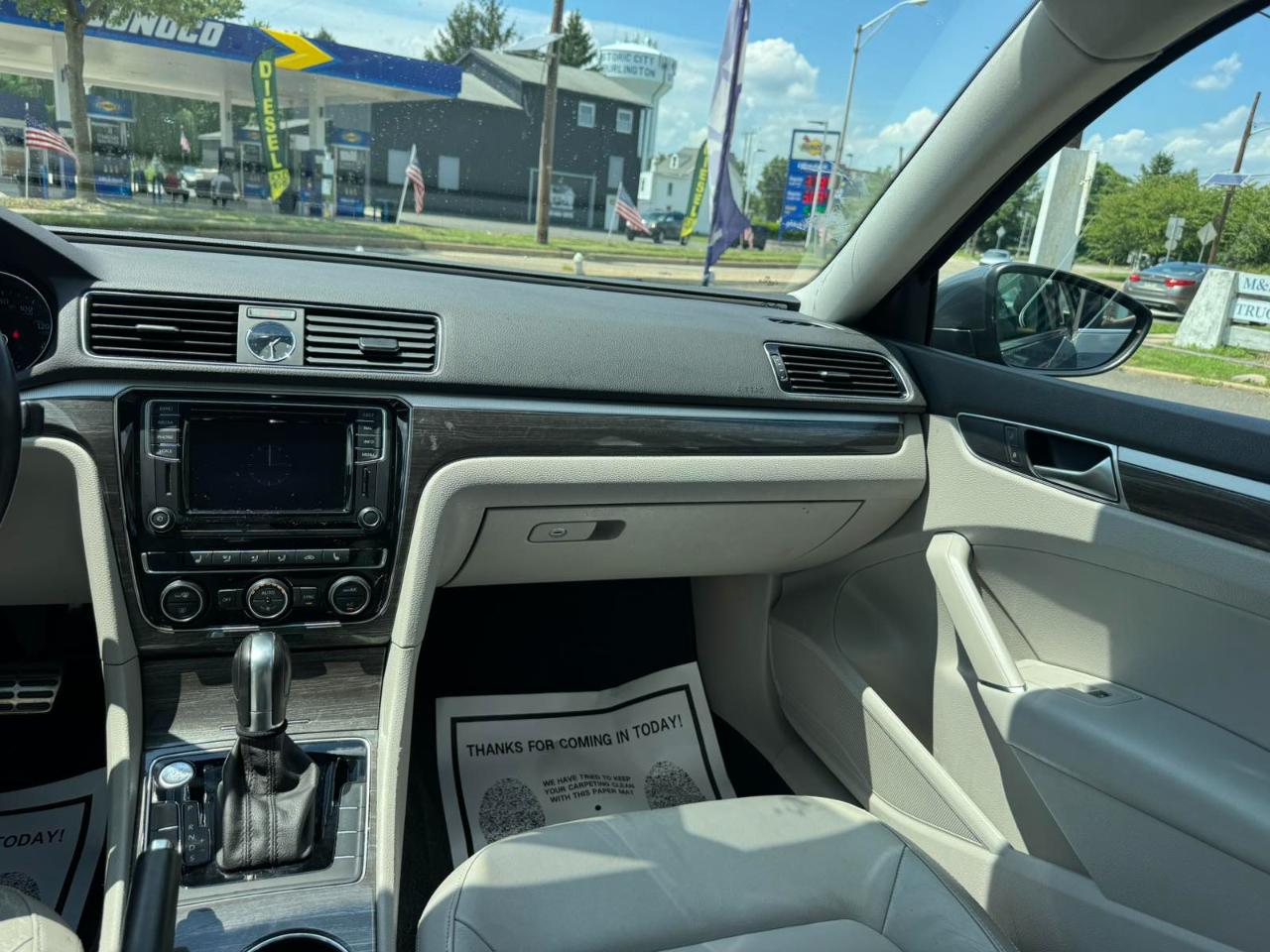 Volkswagen Passat 4dr Sdn 1.8T Auto SEL PZEV 2016