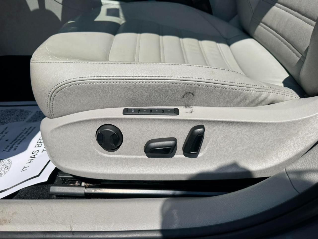 Volkswagen Passat 4dr Sdn 1.8T Auto SEL PZEV 2016