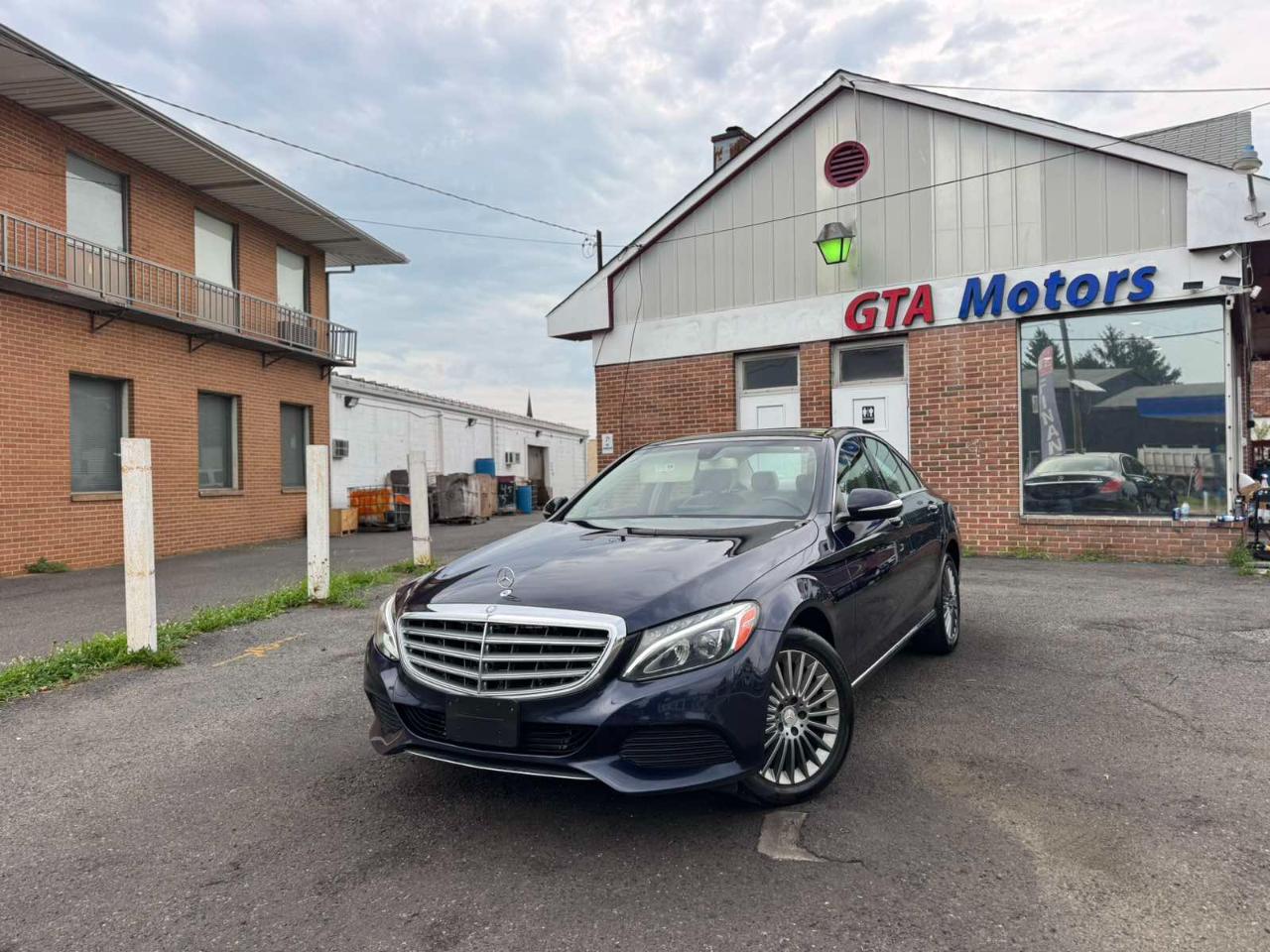 Mercedes-Benz C-Class 4dr Sdn C 300 4MATIC 2015