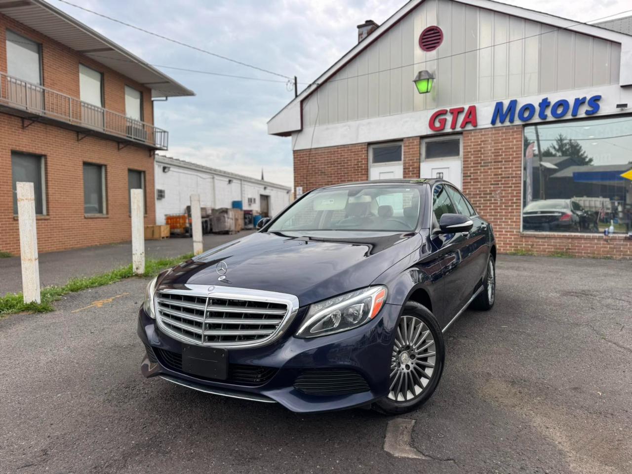 Mercedes-Benz C-Class 4dr Sdn C 300 4MATIC 2015