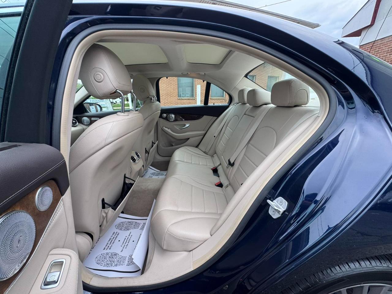 Mercedes-Benz C-Class 4dr Sdn C 300 4MATIC 2015
