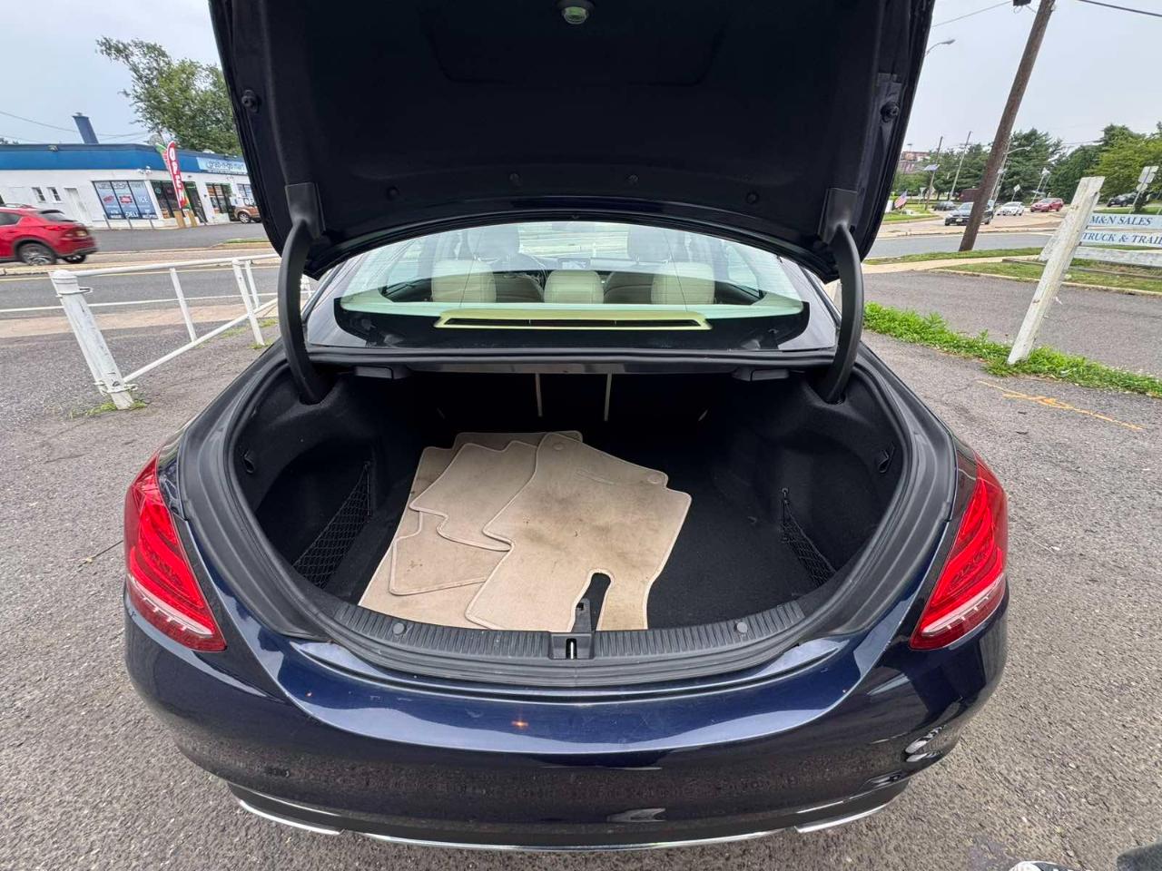 Mercedes-Benz C-Class 4dr Sdn C 300 4MATIC 2015
