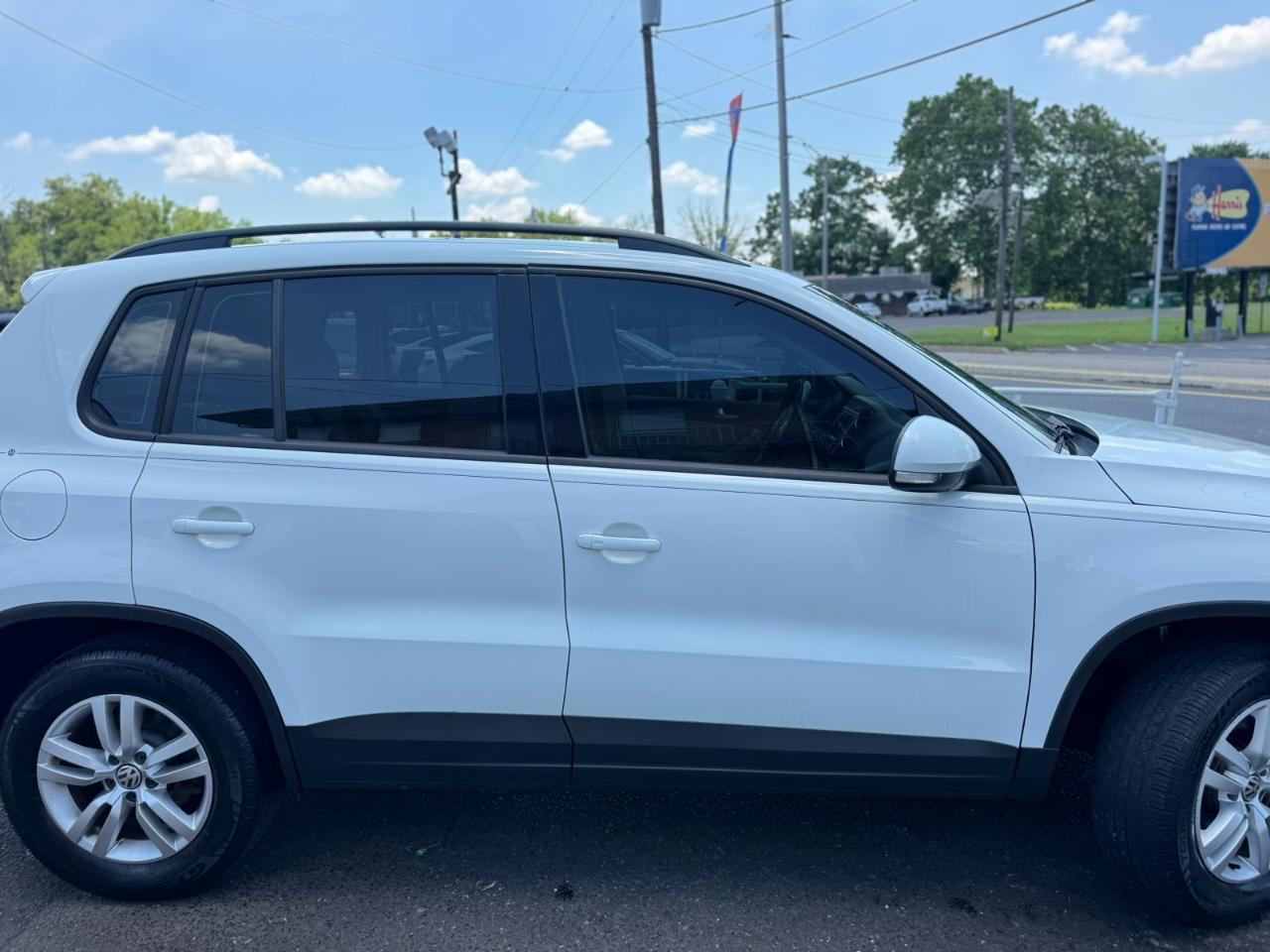 Volkswagen Tiguan 2WD 4dr Auto R-Line 2016