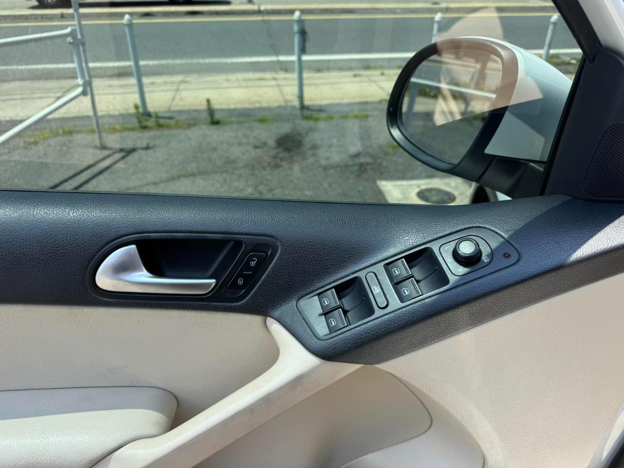 Volkswagen Tiguan 2WD 4dr Auto R-Line 2016