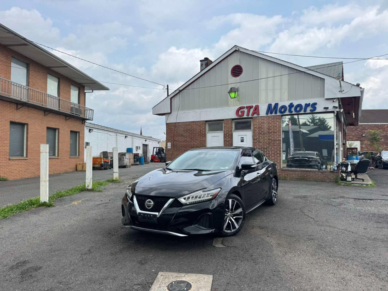 Nissan Maxima SV 3.5L 2019