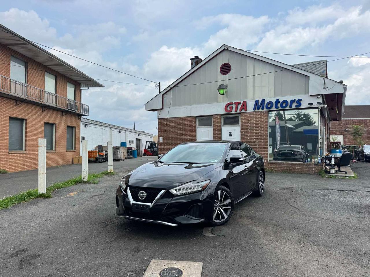 Nissan Maxima SV 3.5L 2019