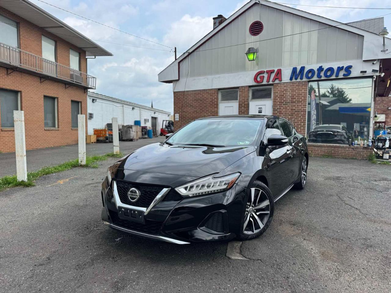 Nissan Maxima SV 3.5L 2019