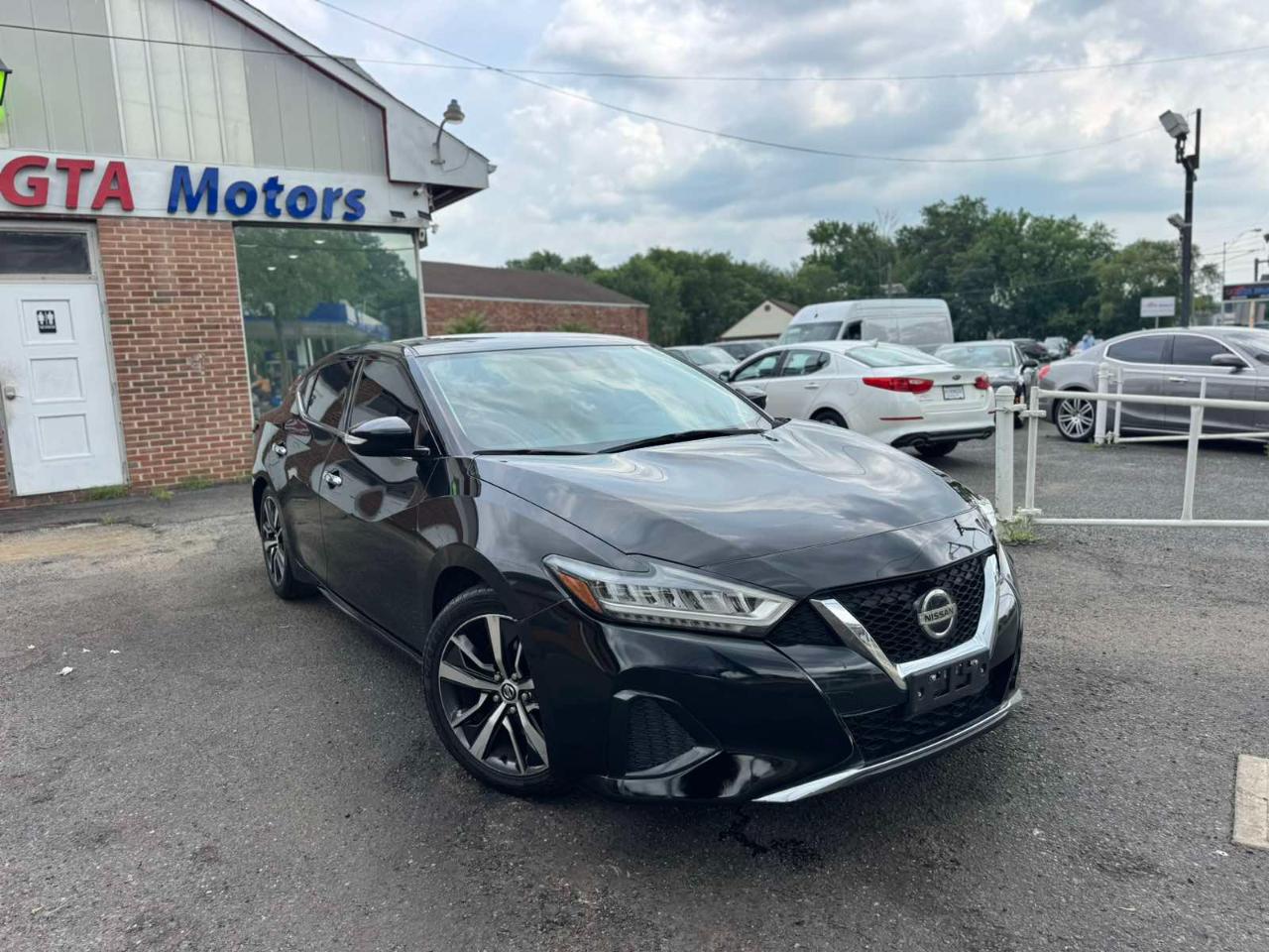 Nissan Maxima SV 3.5L 2019
