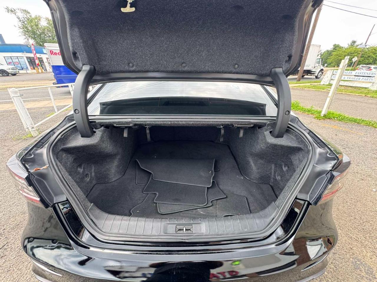 Nissan Maxima SV 3.5L 2019