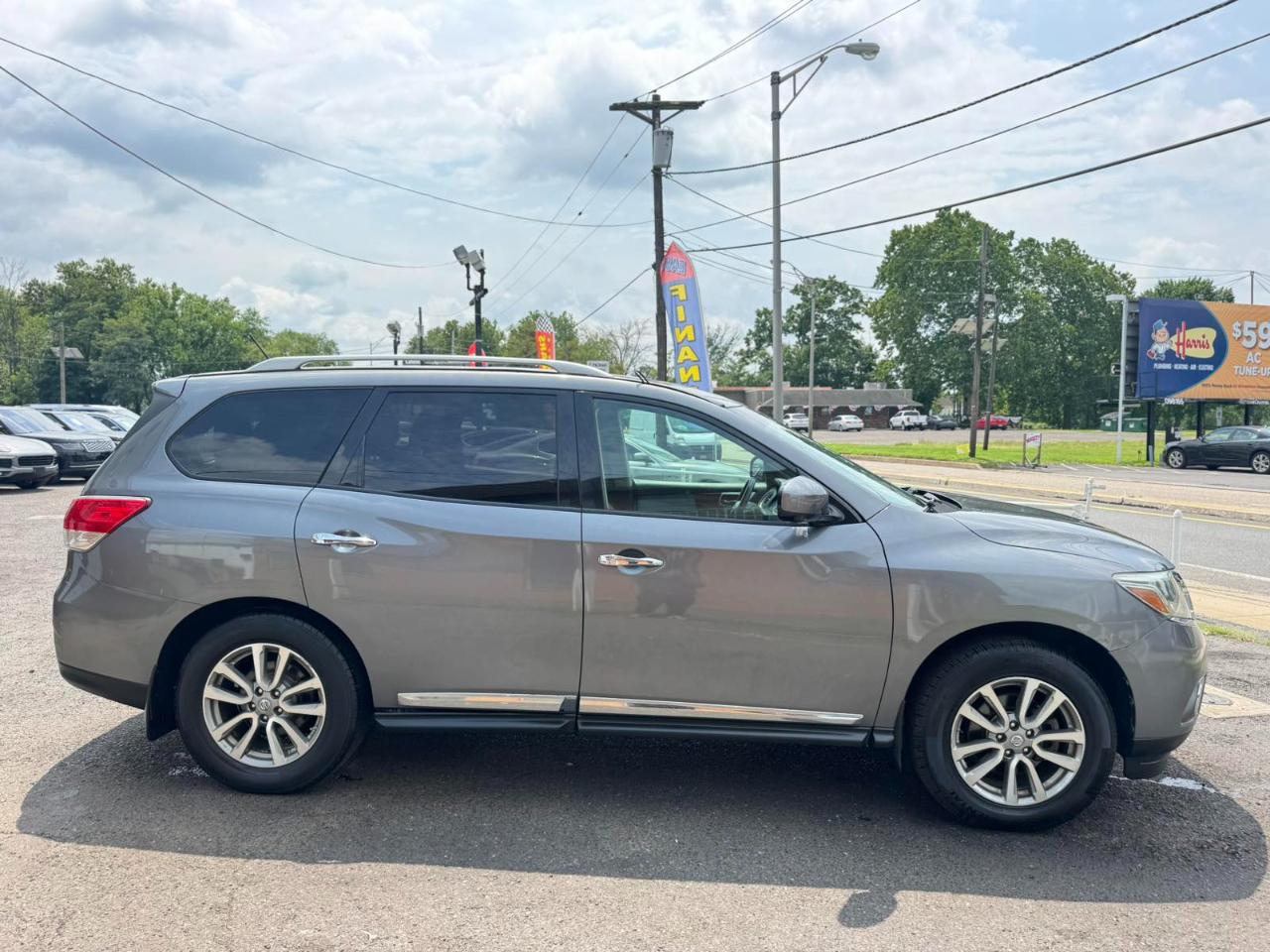 Nissan Pathfinder 4WD 4dr SL 2015