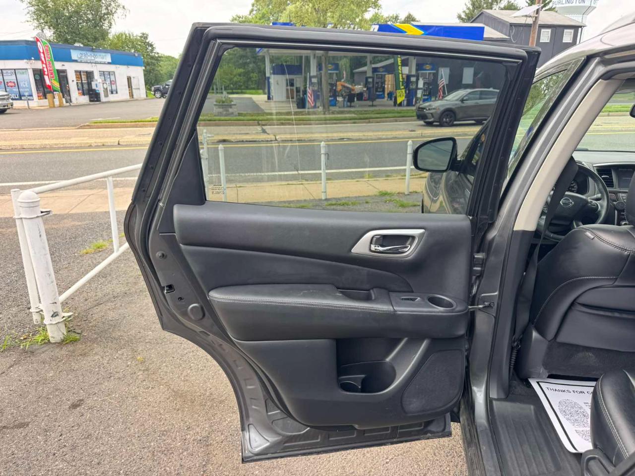 Nissan Pathfinder 4WD 4dr SL 2015
