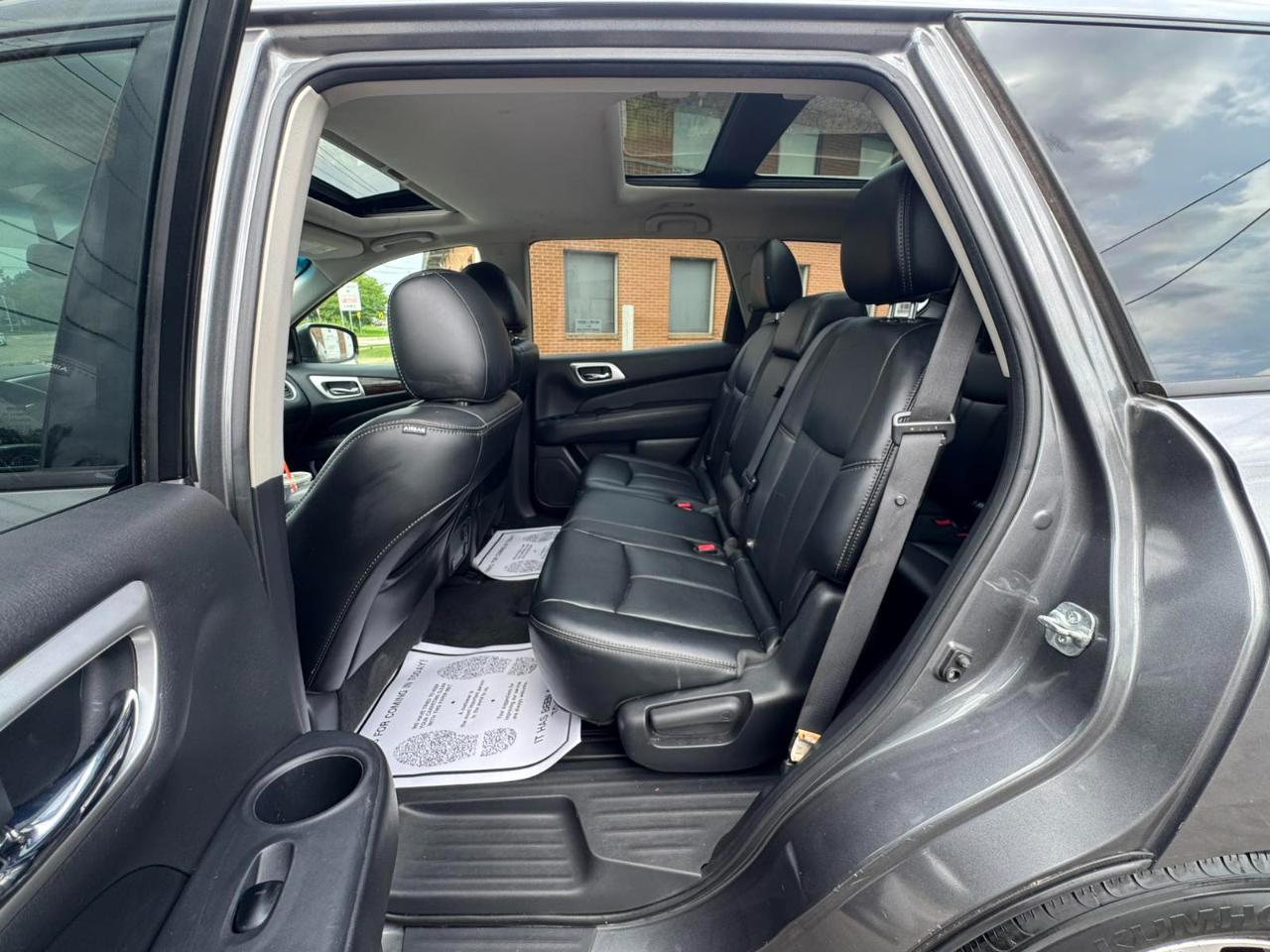 Nissan Pathfinder 4WD 4dr SL 2015
