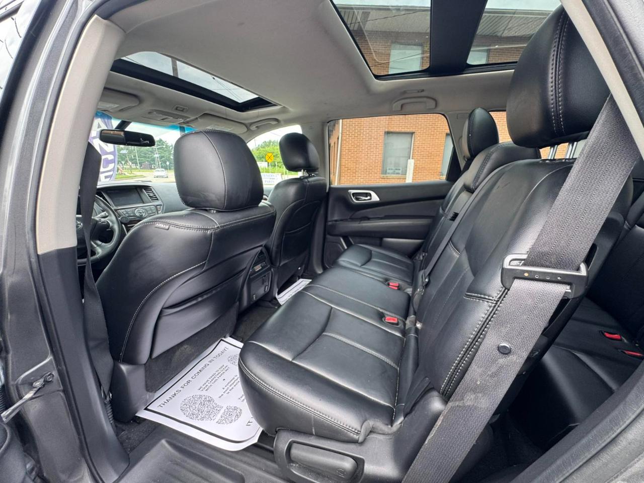 Nissan Pathfinder 4WD 4dr SL 2015
