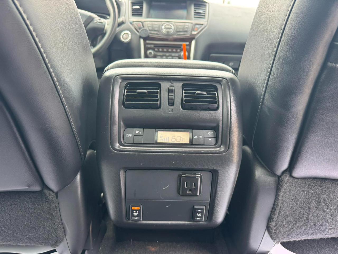 Nissan Pathfinder 4WD 4dr SL 2015
