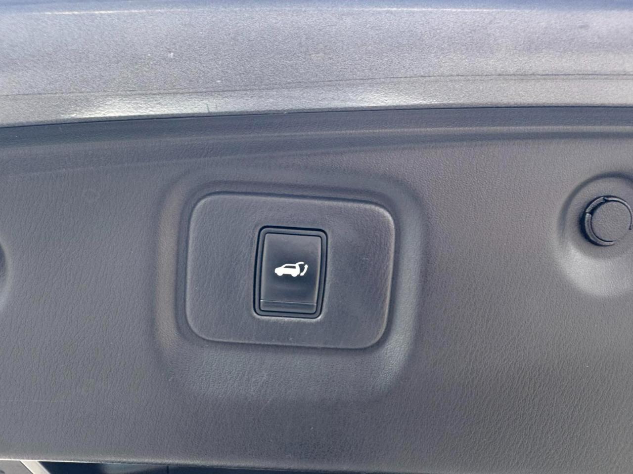 Nissan Pathfinder 4WD 4dr SL 2015