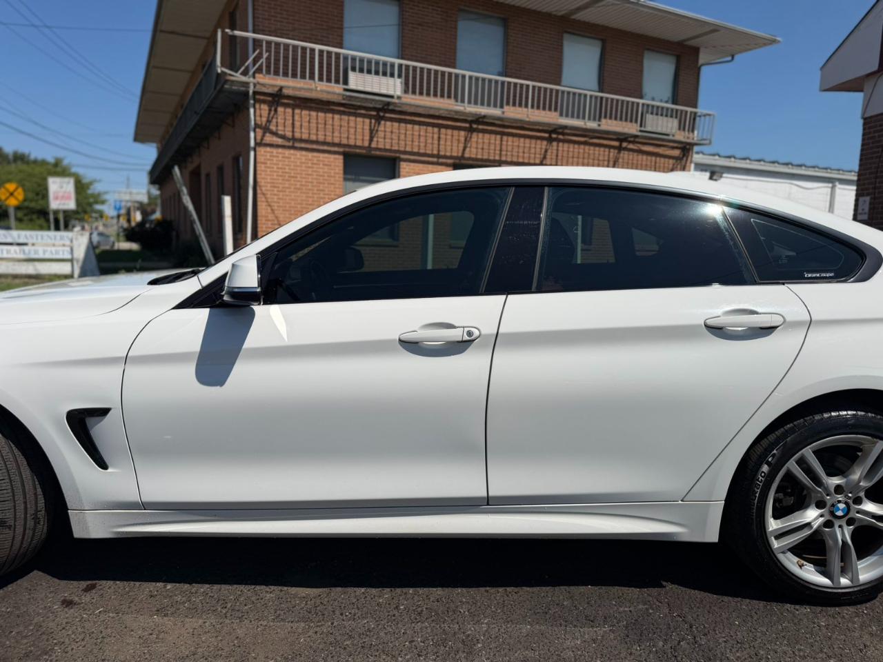 BMW 4 Series 4dr Sdn 428i xDrive AWD Gran Coupe SULEV 2015