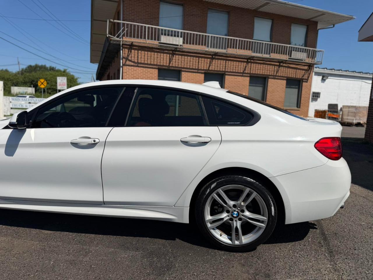 BMW 4 Series 4dr Sdn 428i xDrive AWD Gran Coupe SULEV 2015